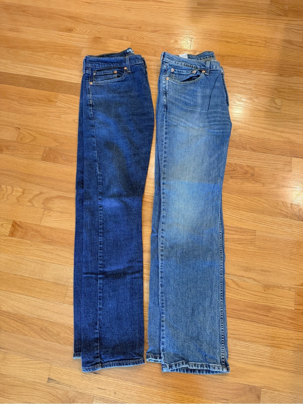 Men's Straight-Leg Jeans in Dark Blue and Light Blue Levi’s 34x34
